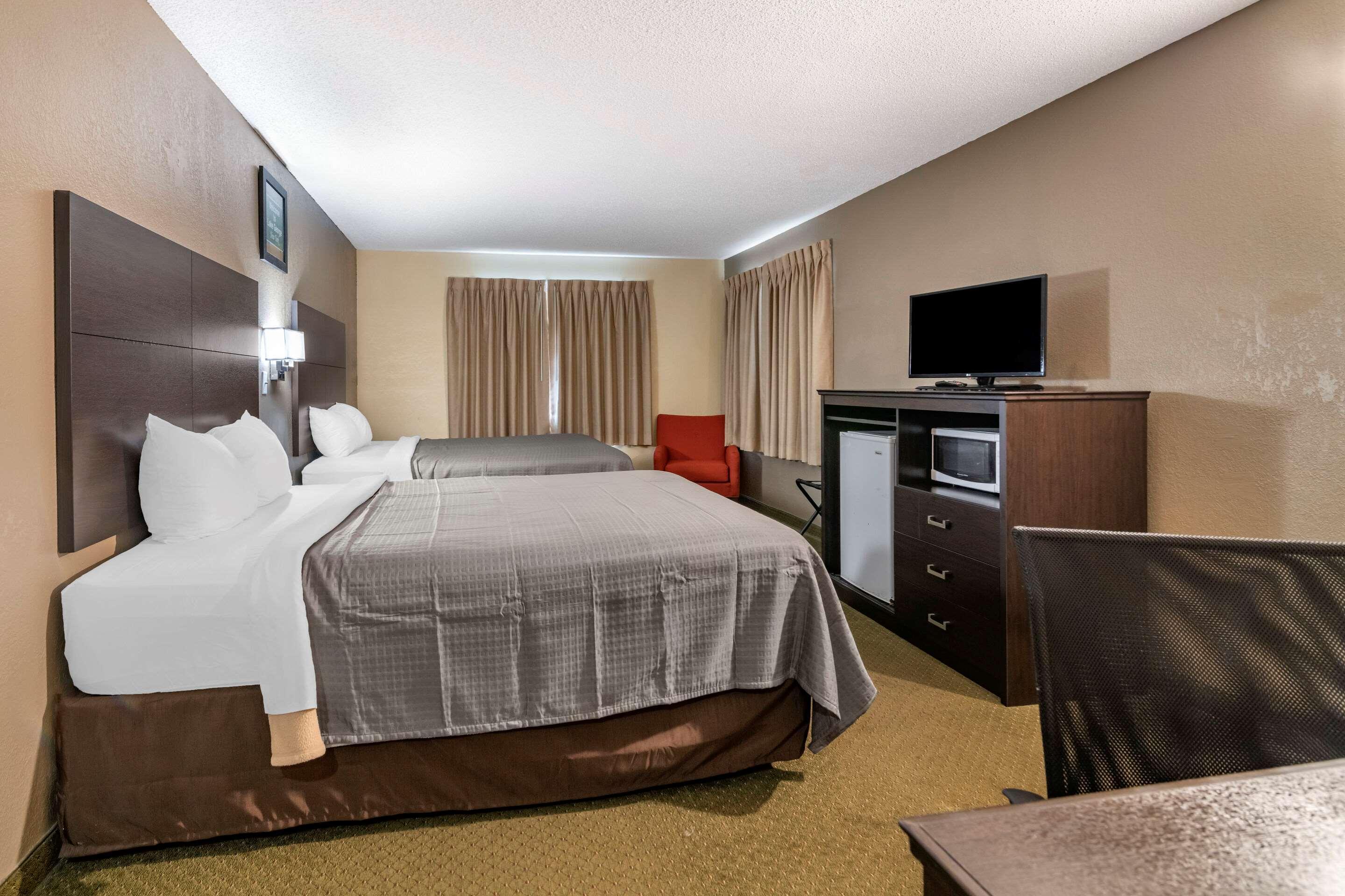 Rodeway Inn Lake George Outlets ภายนอก รูปภาพ