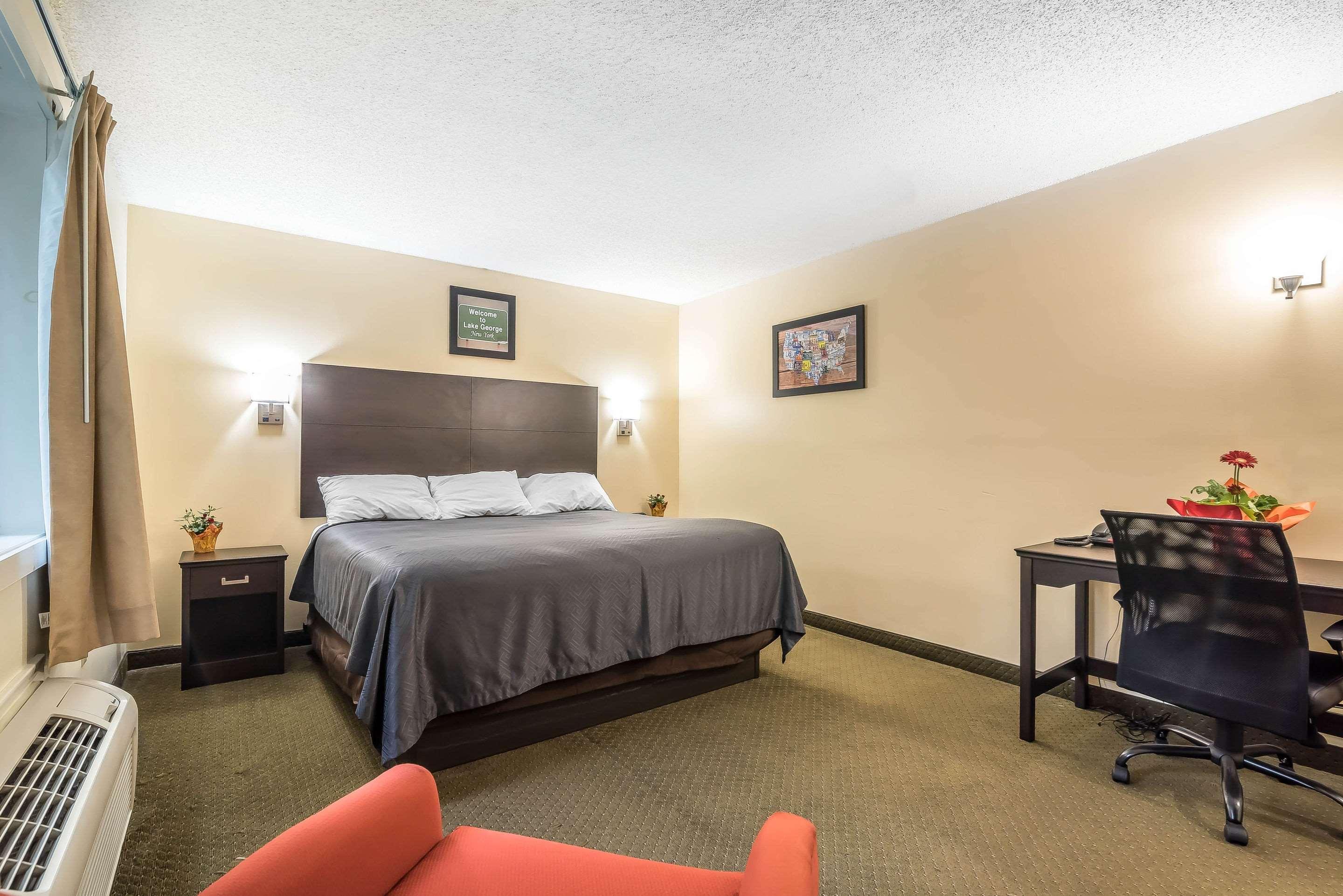 Rodeway Inn Lake George Outlets ภายนอก รูปภาพ