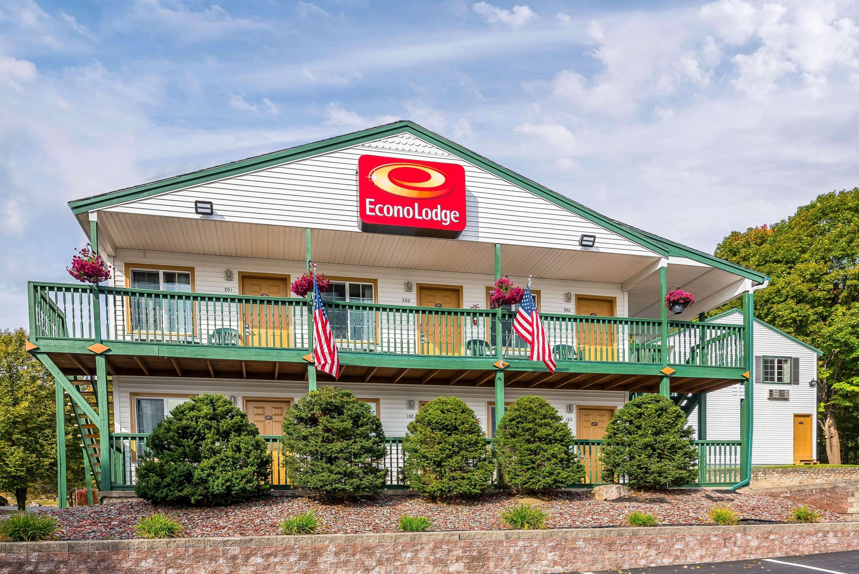 Rodeway Inn Lake George Outlets ภายนอก รูปภาพ